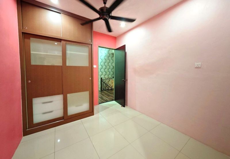 Tambun Le Greene Double Storey Terrace House Facing Field 