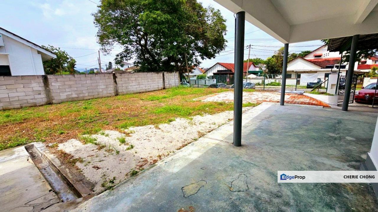 Canning Garden Single Storey Bungalow House With Huge Land , Perak, Ipoh