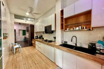 Tambun Ipoh Uplands 1 Luxury Double Storey Semi-D Corner House With Beautiful Private Pool