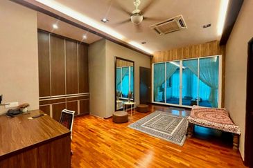 Tambun Ipoh Uplands 1 Luxury Double Storey Semi-D Corner House With Beautiful Private Pool