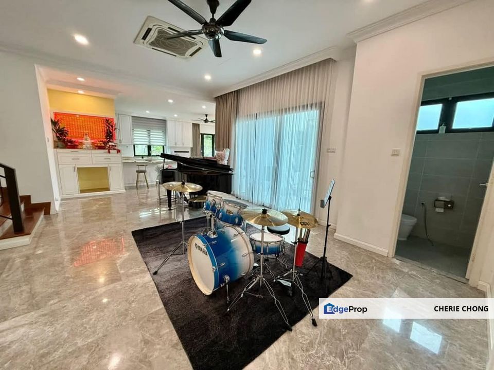 Tambun Ipoh Uplands Luxury 3 Storey Bungalow Corner House With Private Lift & Spacious Modern Design , Perak, Tambun