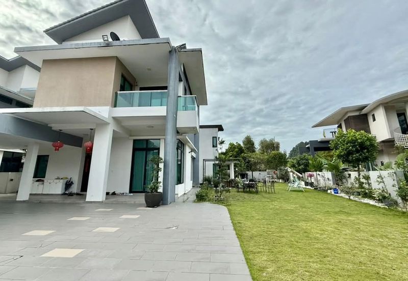 Tambun Ipoh Uplands Luxury 3 Storey Bungalow Corner House With Private Lift & Spacious Modern Design 
