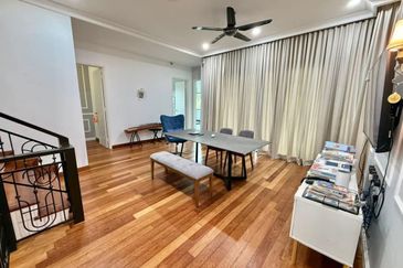 Tambun Ipoh Uplands Luxury 3 Storey Bungalow Corner House With Private Lift & Spacious Modern Design 