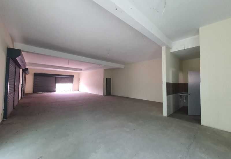 Jalan Lahat Pusat Perniagaan Falim@Tin City Freehold 3 Storey Shoplot Endlot Unit Near Ipoh Town & Easy Access Toll