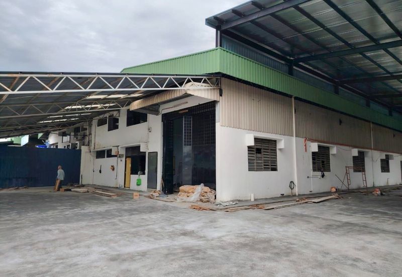 Kawasan Perindustrian Sri Rapat Prime Area Corner Factory High Ceiling Space Easy Toll Access