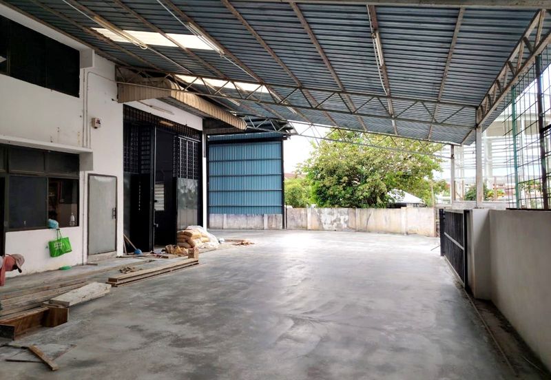 Kawasan Perindustrian Sri Rapat Prime Area Corner Factory High Ceiling Space Easy Toll Access