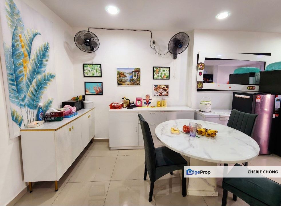 Menglembu Good Condition Double Storey Terrace House , Perak, Kinta