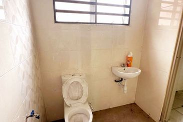 Tanjung Rambutan Brand New 2 Storey Terrace House Corner Unit With Extra Land 