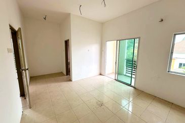 Tanjung Rambutan Brand New 2 Storey Terrace House Corner Unit With Extra Land 