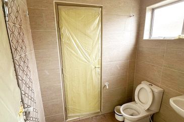 Tanjung Rambutan Brand New 2 Storey Terrace House Corner Unit With Extra Land 