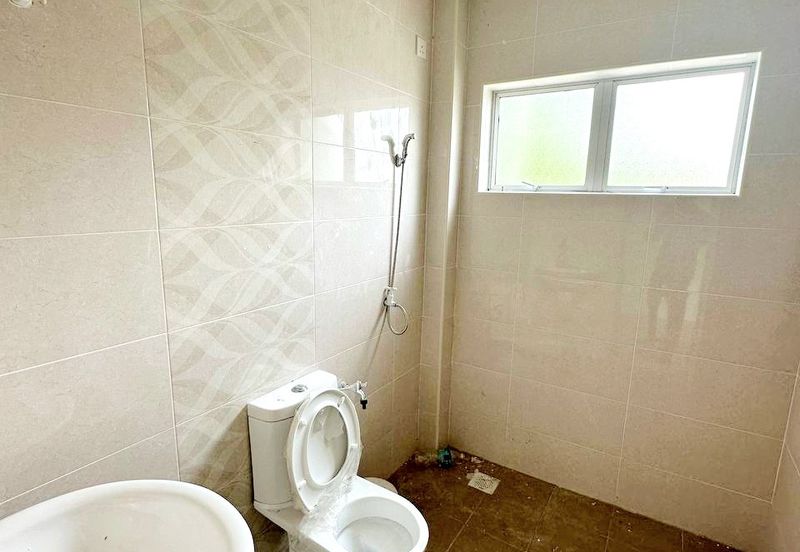 Tanjung Rambutan Brand New 2 Storey Terrace House Corner Unit With Extra Land 