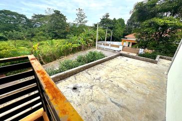 Tanjung Rambutan Brand New 2 Storey Terrace House Corner Unit With Extra Land 