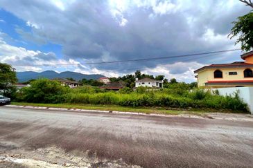 Taman Meru Bungalow Land Easy Access to Ipoh & Major Highways 