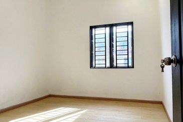 Tasek Freehold Double Storey Terrace House Move-in Ready 