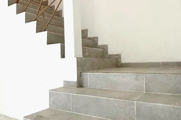 Tasek Freehold Double Storey Terrace House Move-in Ready 