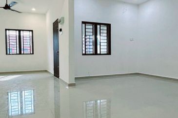 Tasek Freehold Double Storey Terrace House Move-in Ready 