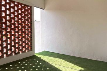 Tasek Freehold Double Storey Terrace House Move-in Ready 