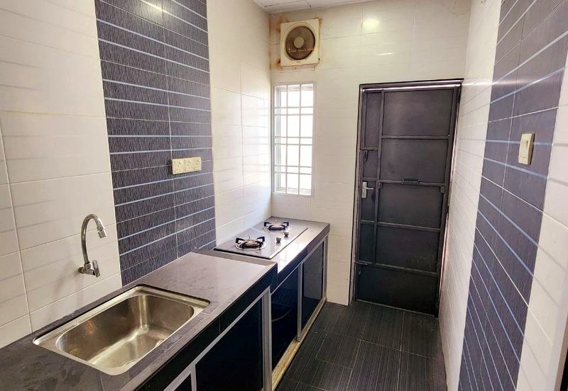 TAMAN LAPANGAN KIARA