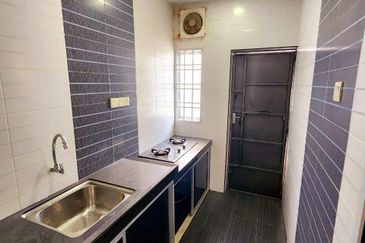 TAMAN LAPANGAN KIARA