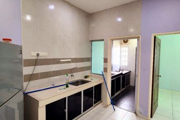 TAMAN LAPANGAN KIARA