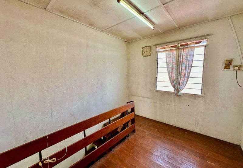 TAMAN KLEDANG, MENGLEMBU