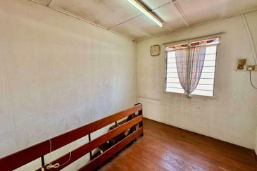 TAMAN KLEDANG, MENGLEMBU