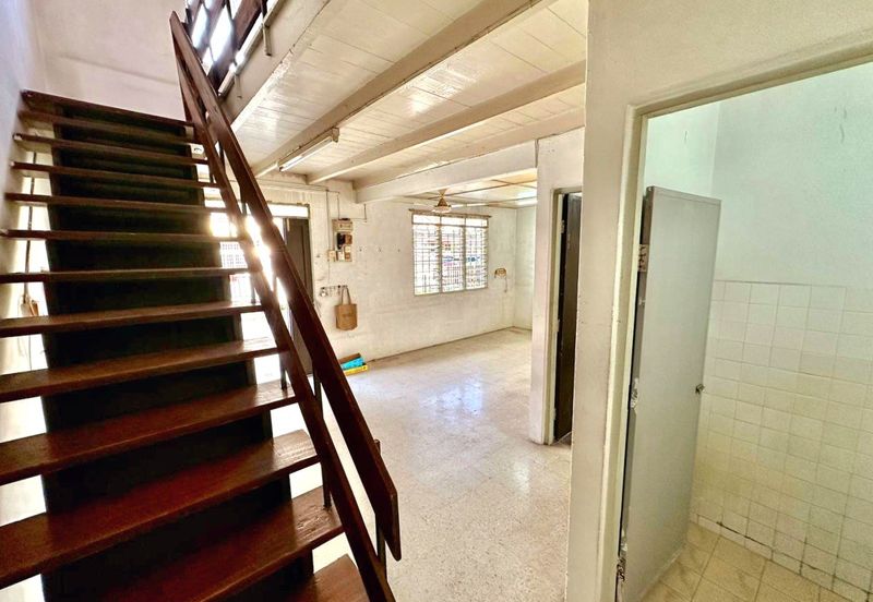 TAMAN KLEDANG, MENGLEMBU