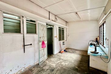 TAMAN KLEDANG, MENGLEMBU