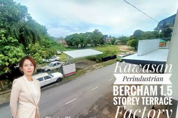 Kawasan Perindustrian Bercham 1.5 Storey Terrace Factory With Ample Parking Spaces 