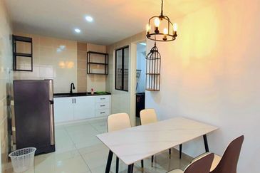 Upper East @ Tiger Lane