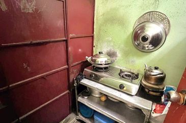 TAMAN ANJUNG TAWAS SINARAN