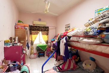 TAMAN ANJUNG TAWAS SINARAN