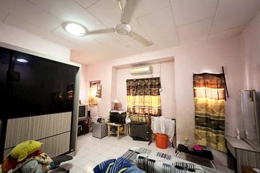 TAMAN ANJUNG TAWAS SINARAN