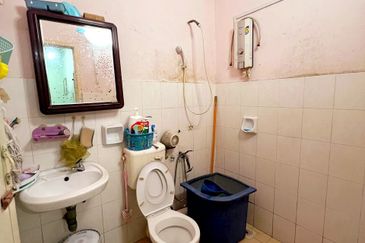 TAMAN ANJUNG TAWAS SINARAN