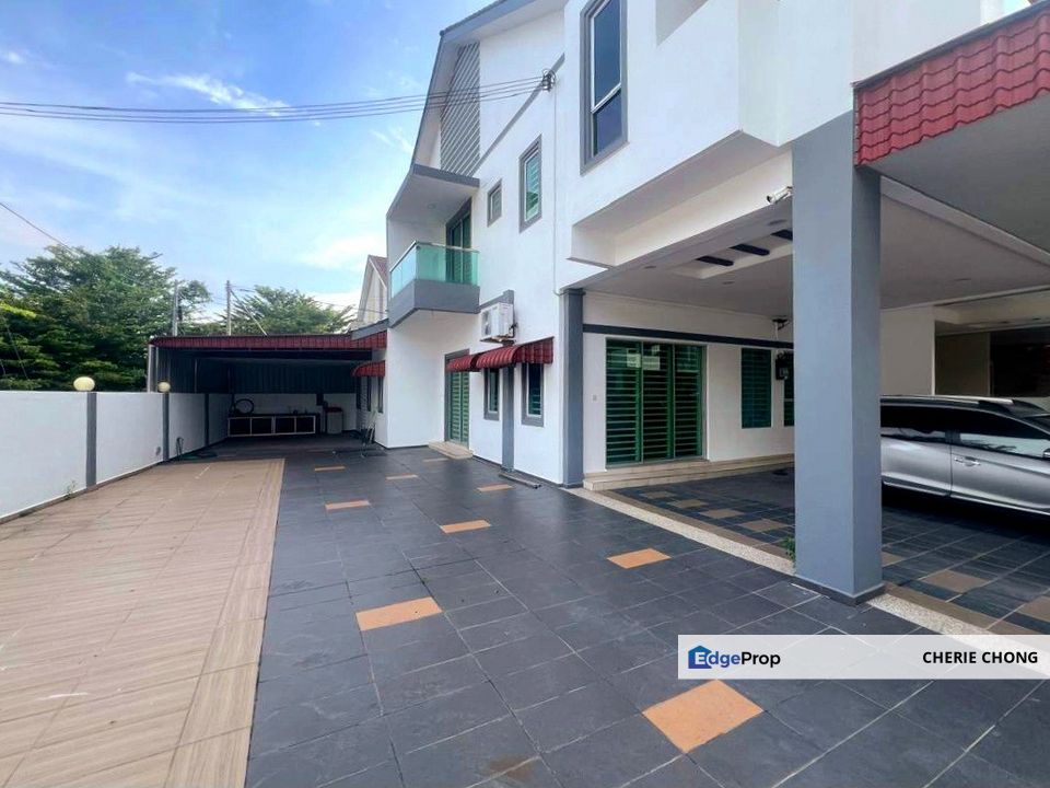 Bandar Seri Botani 2 Storey Terrace House Corner Unit Gated & Guarded , Perak, Ipoh