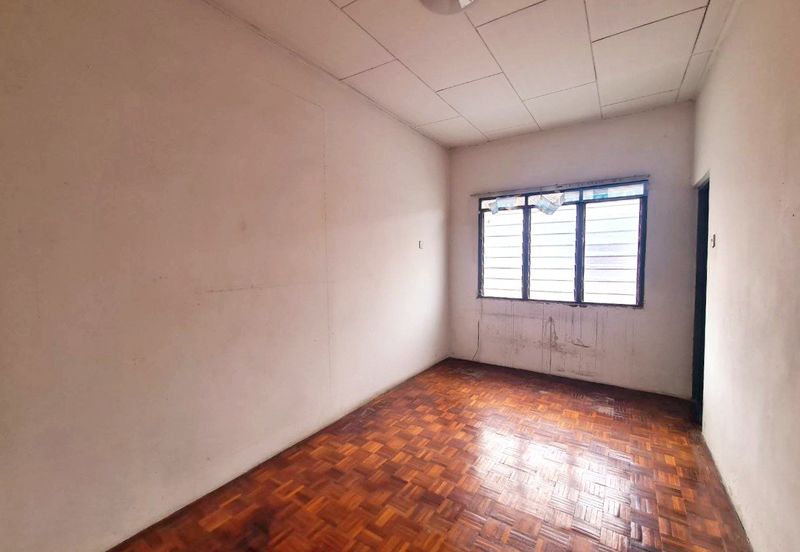 Ampang Wira Jaya Affordable Double-Storey Terrace House Good Location 
