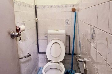 Ampang Wira Jaya Affordable Double-Storey Terrace House Good Location 