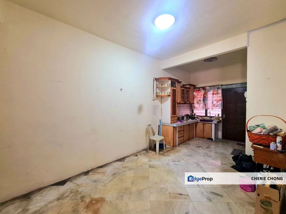 Ampang Wira Jaya Affordable Double-Storey Terrace House Good Location , Perak, Ampang