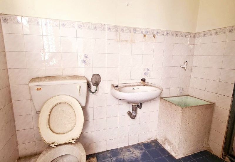 Ampang Wira Jaya Affordable Double-Storey Terrace House Good Location 