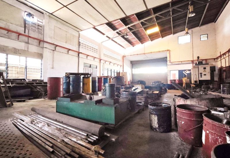 Kawasan Perindustrian Menglembu Strategic Fully Covered 1.5 Storey Semi-D Factory 