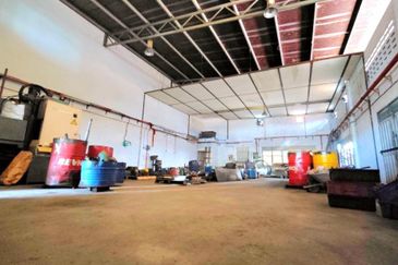 Kawasan Perindustrian Menglembu Strategic Fully Covered 1.5 Storey Semi-D Factory 