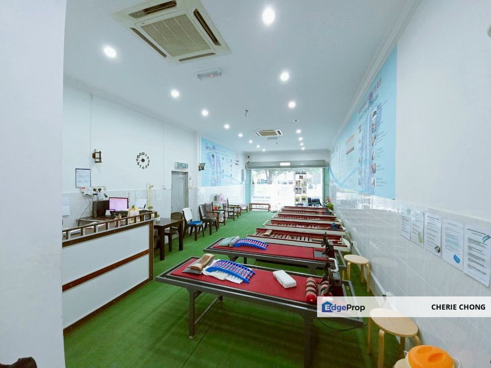 Kuala Kangsar Prime Location Ground Floor Shoplot Facing Main Road , Perak, Ipoh