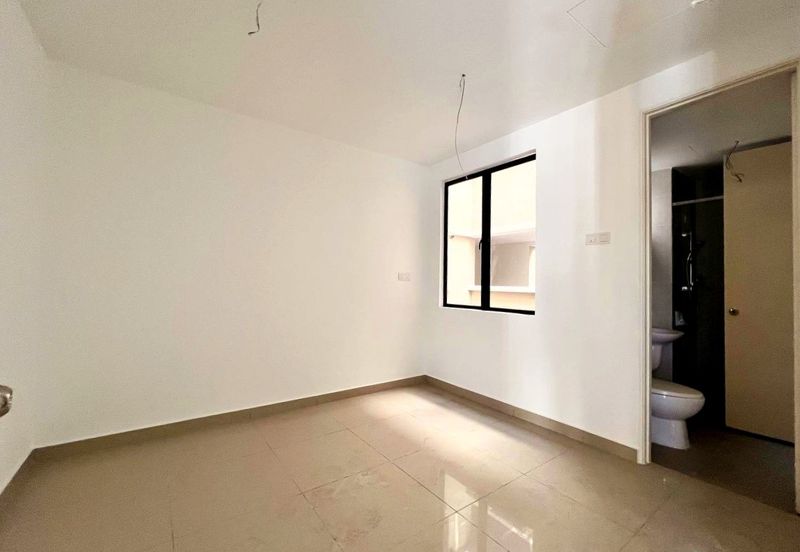 Upper East @ Tiger Lane