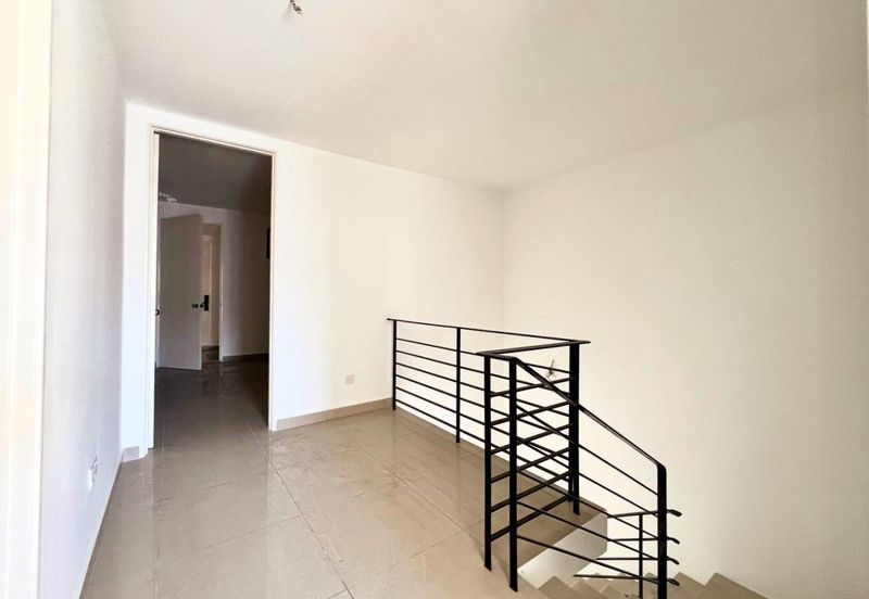 Upper East @ Tiger Lane