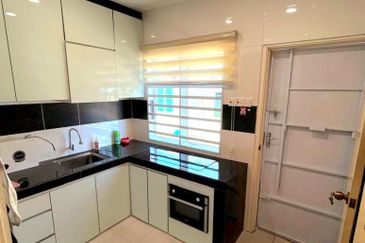 Sunway Tambun Le Greene Nice Condition Single Storey Terrace House Gated & Guarded With Renovated Kitchen Cabinet 