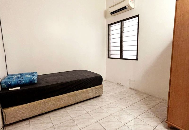 Bercham Utara Good Condition Double Storey Terrace House With Renovation 