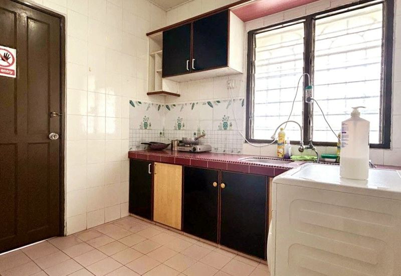 Bercham Utara Good Condition Double Storey Terrace House With Renovation 
