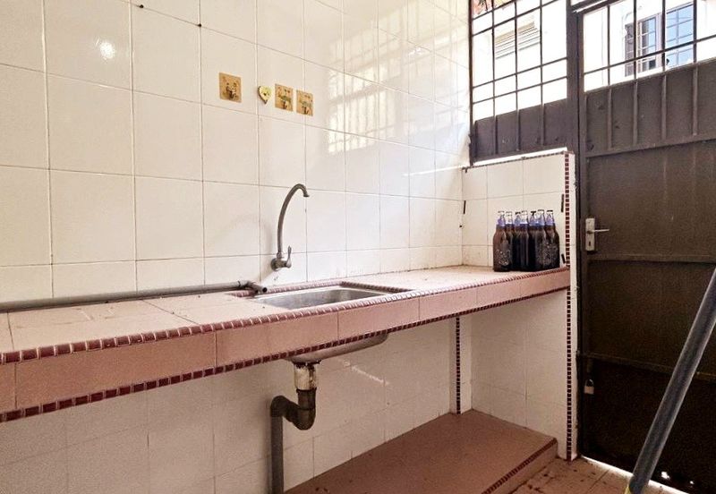 Bercham Utara Good Condition Double Storey Terrace House With Renovation 