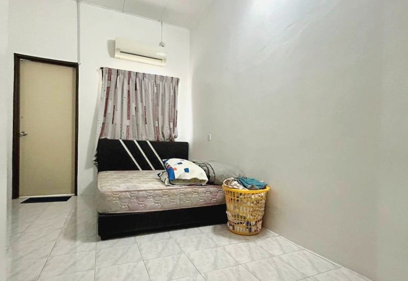 Bercham Utara Good Condition Double Storey Terrace House With Renovation 