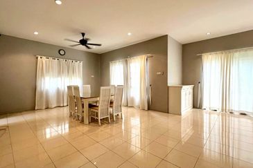 Parklane Residences Bandar Baru Sri Klebang Gorgeous & Spacious Freehold 2 Storey Bungalow Home